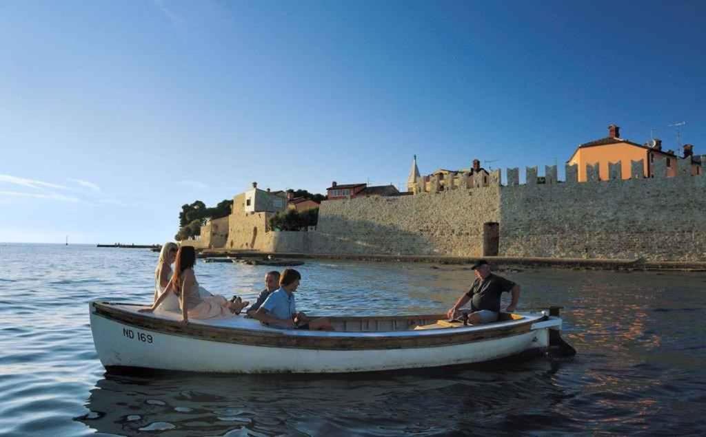 Apartment In Omisalj - Insel Krk 39736 Екстериор снимка